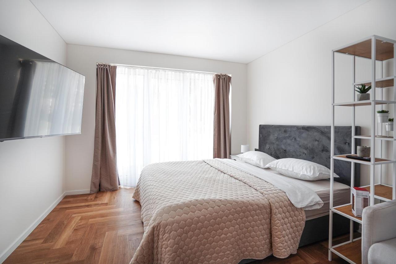 Exclusive Oldnew Apartments In City Center Panevėžys Exteriör bild