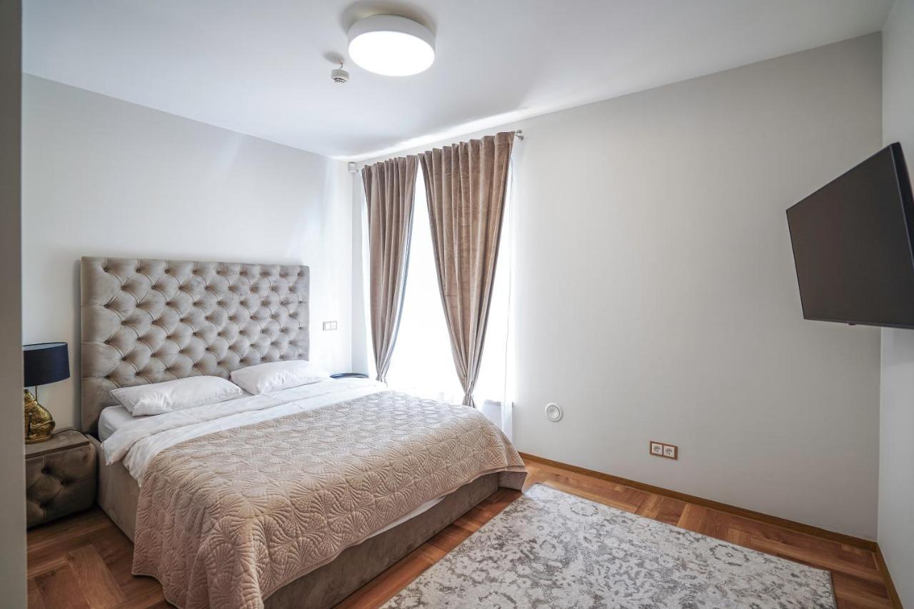 Exclusive Oldnew Apartments In City Center Panevėžys Exteriör bild